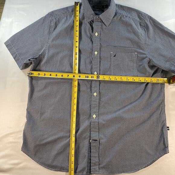 Nautica Men's Shirt LARGE Navy Blue White Short Sleeve Cotton - Picture 7 of 7